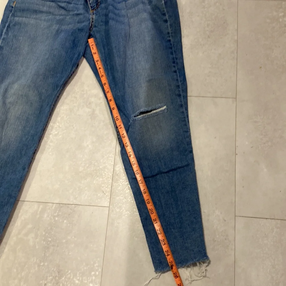 Rag and Bone Dre Low-Rise Slim Boyfriend Jeans - Picture 11 of 13